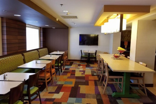 Fairfield Inn by Marriott Binghamton image 10